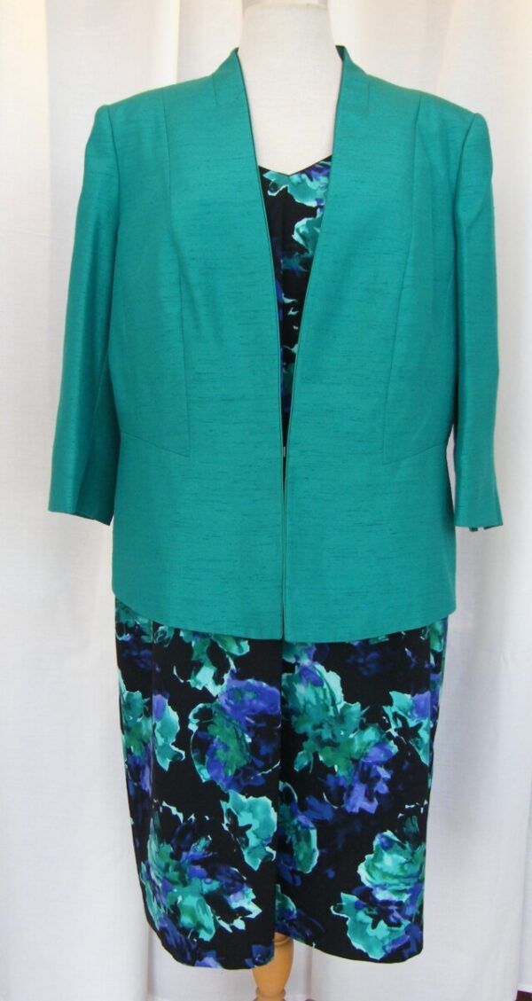 Blurred floral print shantung shift dress & emerald green jacket