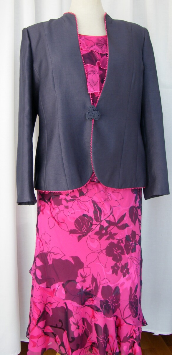 SLATE & PASSION RANGE DARK PIGMENT/CERISE 67% SILK EVORE SKIRT & TOP  SLATE GREY  FLORAL SHADOW PRINT MATCHING SLATE GREY JACKET