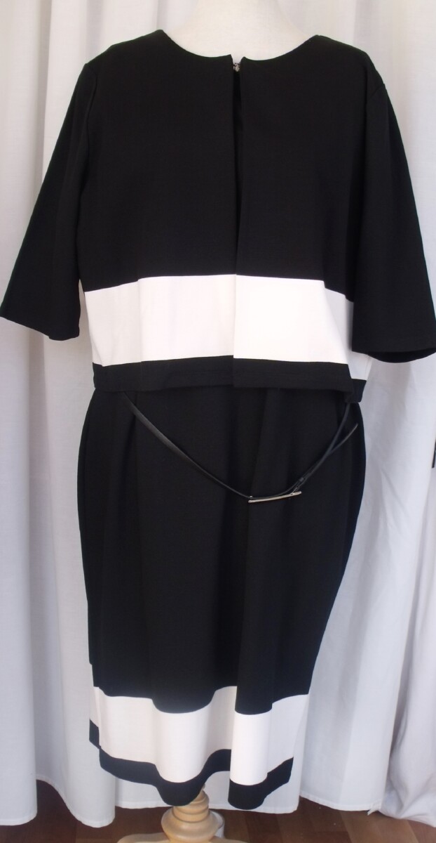 MONOCHROME RANGE BLACK JERSEY KNIT  SHIFT DRESS DEEP IVORY BAND ABOVE HEMLINE  BLACK JERSEY KNIT JACKET  DEEP IVORY BAND ABOVE HEMLINE