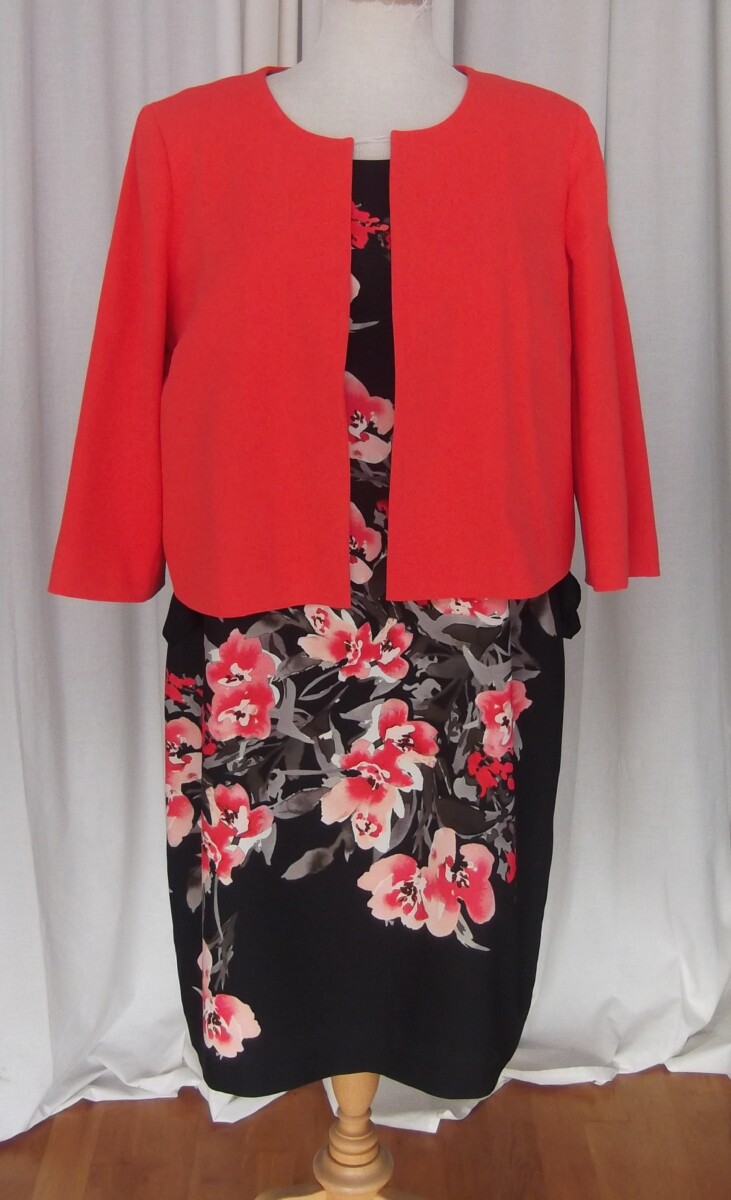 JACQUES VERT COLLECTION OSAKA RANGE BLACK JERSEY CREPE DRESS  CORAL PINK LARGE BLOSSOM PRINT MATCHING OSAKA CORAL PINK CREPE JACKET