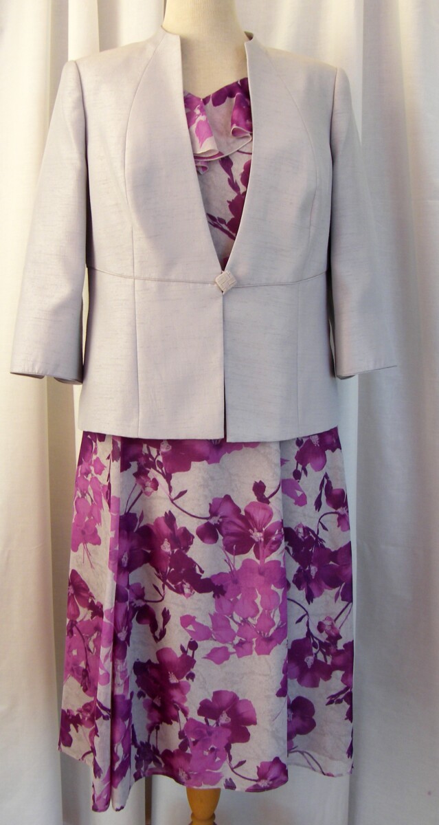 BRAND NEW WITH TAGS IRIS & SILVER RANGE  CREPE CHIFFON FIT & FLARE DRESS IN SILVER CRACKED ICE , IRIS/CERICE FLORAL PRINT &  IRIS SILVER SHANTUNG  JACKET