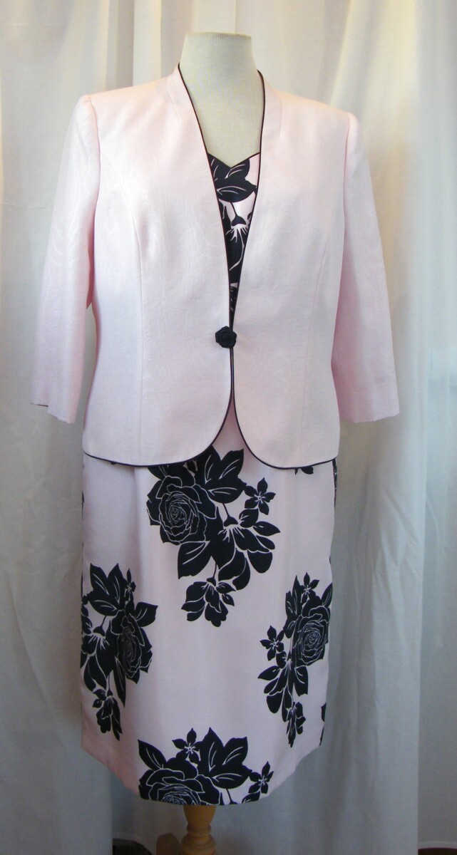 MONIQUE RANGE PINK SHANTUNG SHIFT DRESS SHADOW ROSE HEAD PRINT  PINK MOIRE SHANTUNG JACKET WITH NAVY EDGING