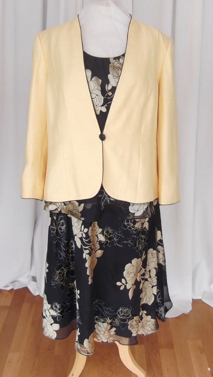 NAVY CHIFFON 20% SILK DEVORE SKIRT & TOP GOLD FLOWERHEAD PRINT  & PRIMROSE YELLOW FABRIC JACKET EDGED IN NAVY