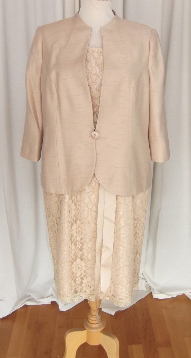 MINT BRULEE RANGE  BRULEE GOLD LACE SHIFT DRESS MATCHING BRULEE GOLD  JACKET