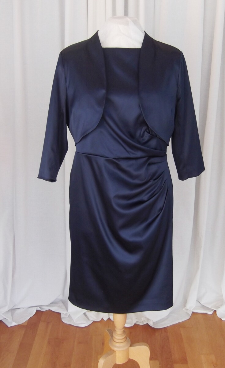 JACQUES VERT COLLECTION NAVY BLUE SATIN SLEEVELESS SHIFT DRESS & 3/4 SLEEVED NAVY BLUE SATIN SHORT JACKET/BOLERO